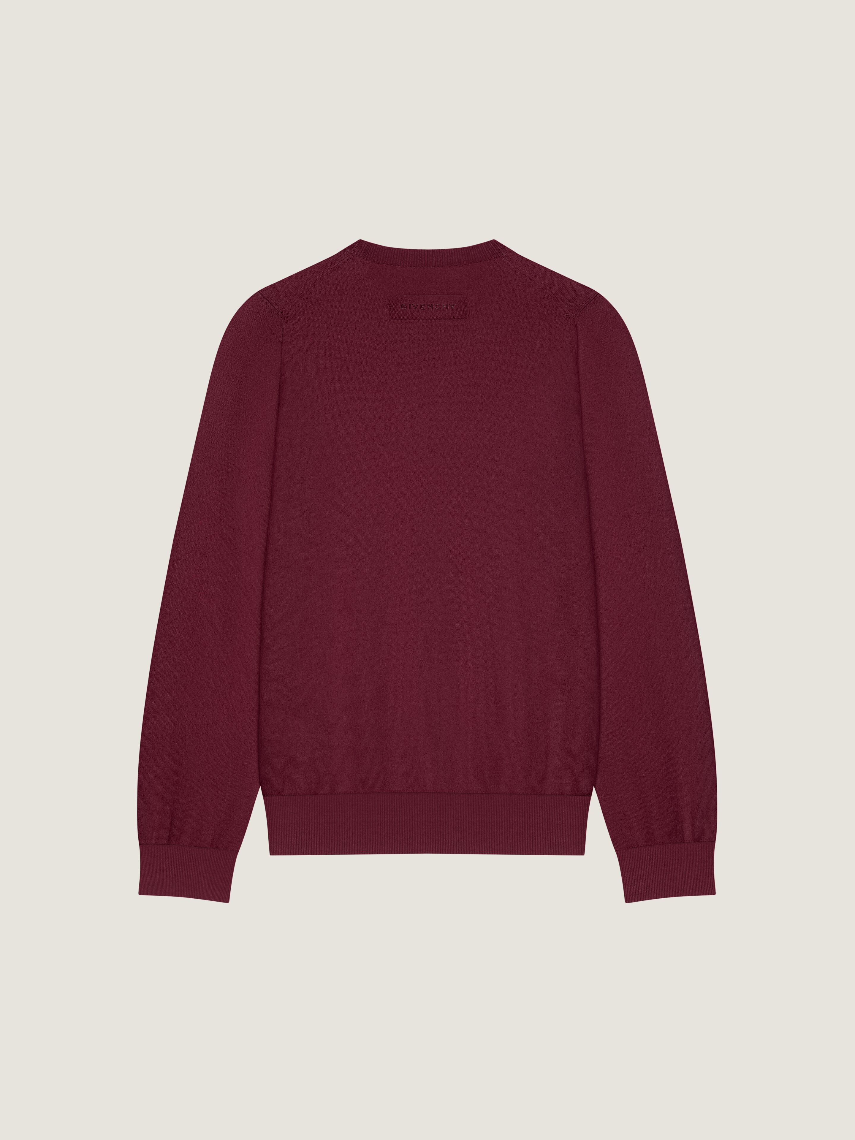 Sweater in cashmere knit